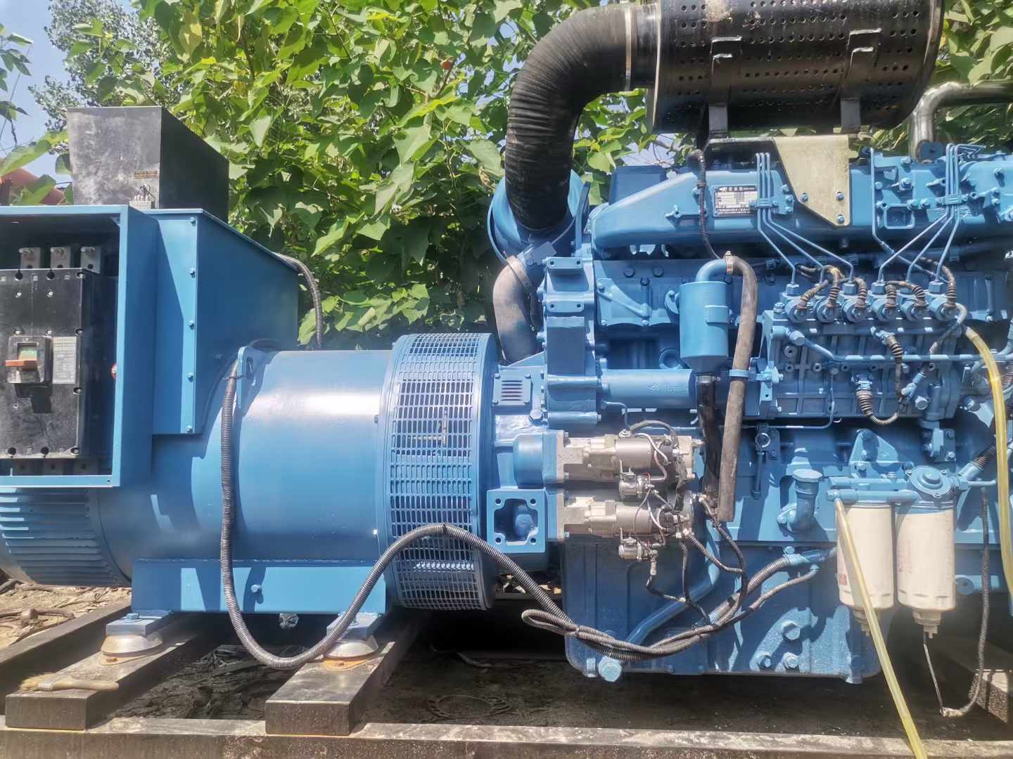 长垣详细说明降低 800kW 柴油发电机输出电流波动的方法