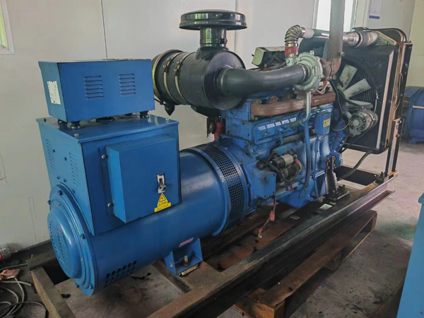 长垣100kW柴油发电机组使用多级机油有哪些优缺点？
